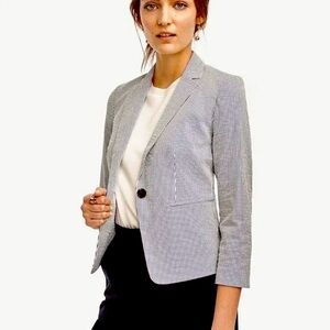 Ann Taylorr Seersucker Cropped Jackets size 0p